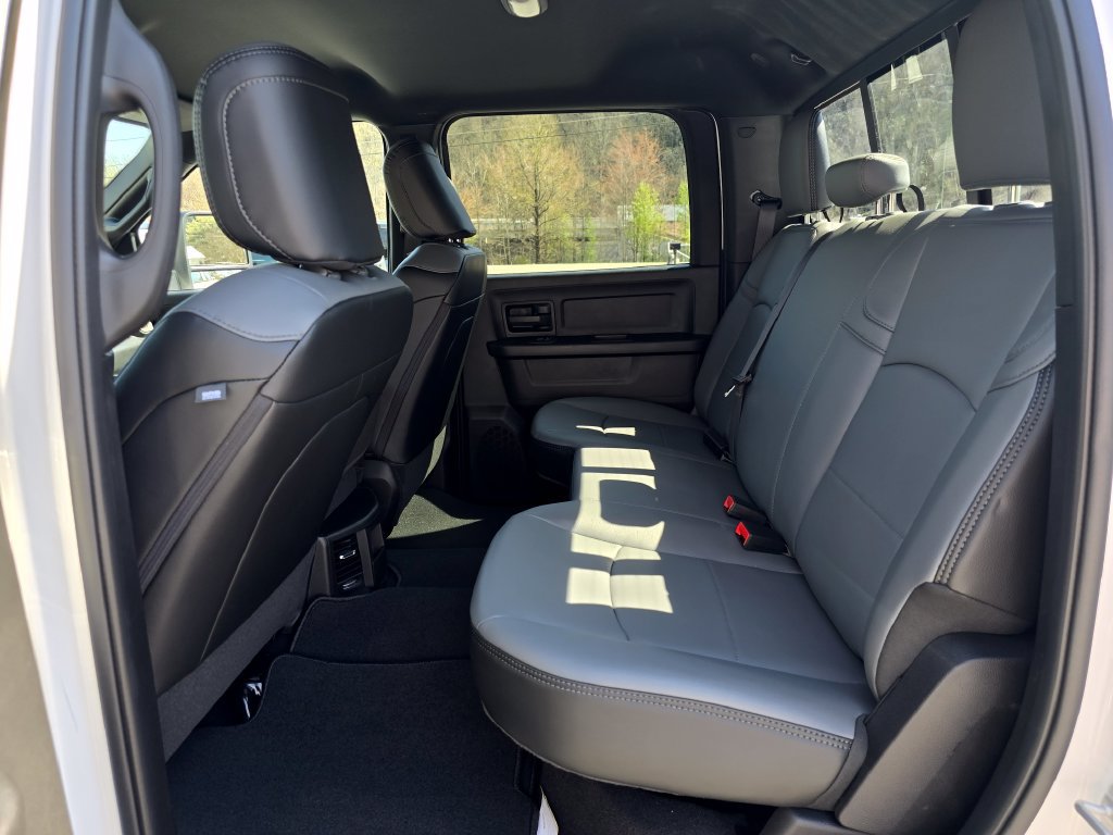 New 2026 RAM 3500 Tradesman AWD/4WD image 10