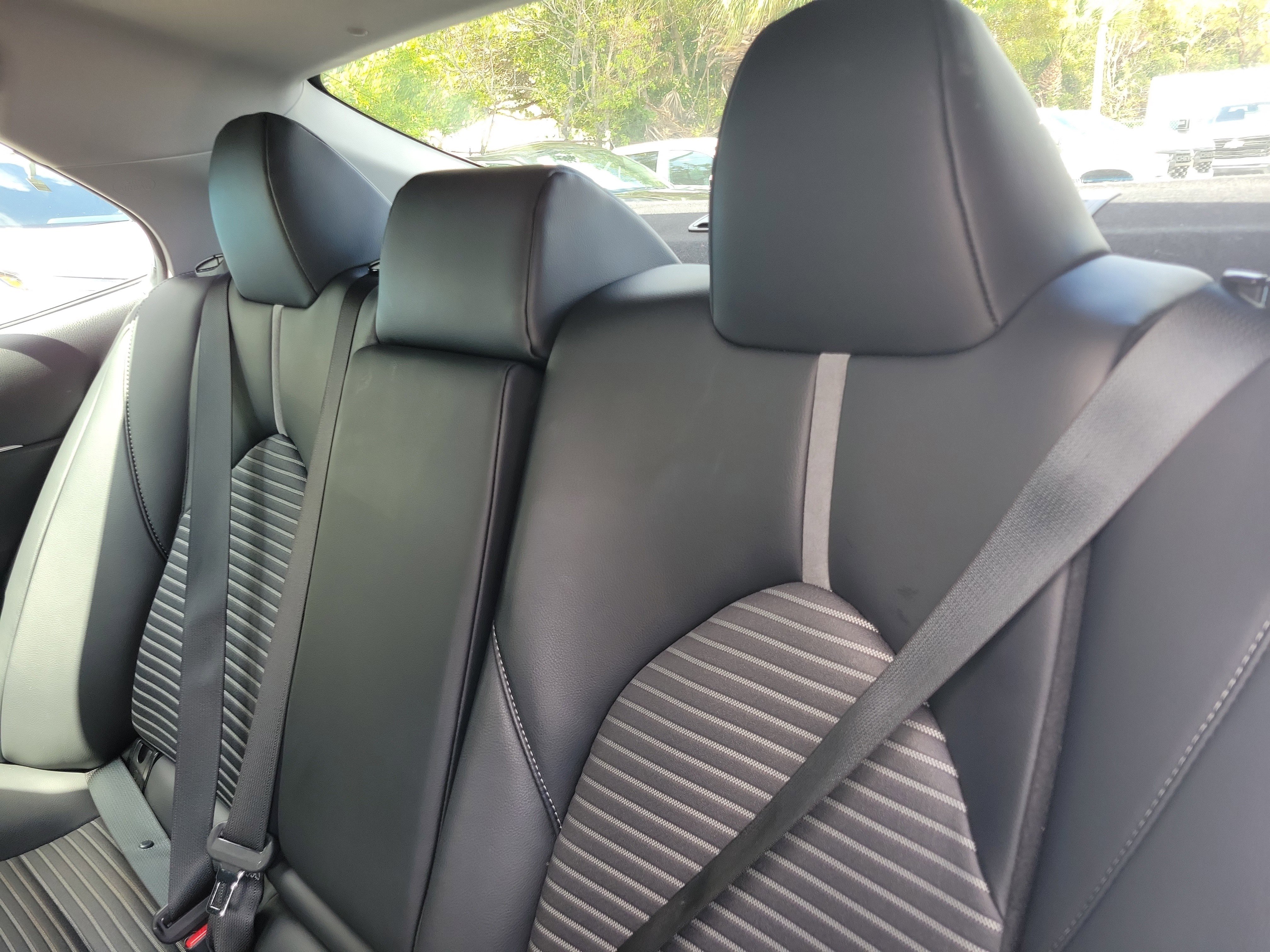 Used 2024 Toyota Camry SE image 16