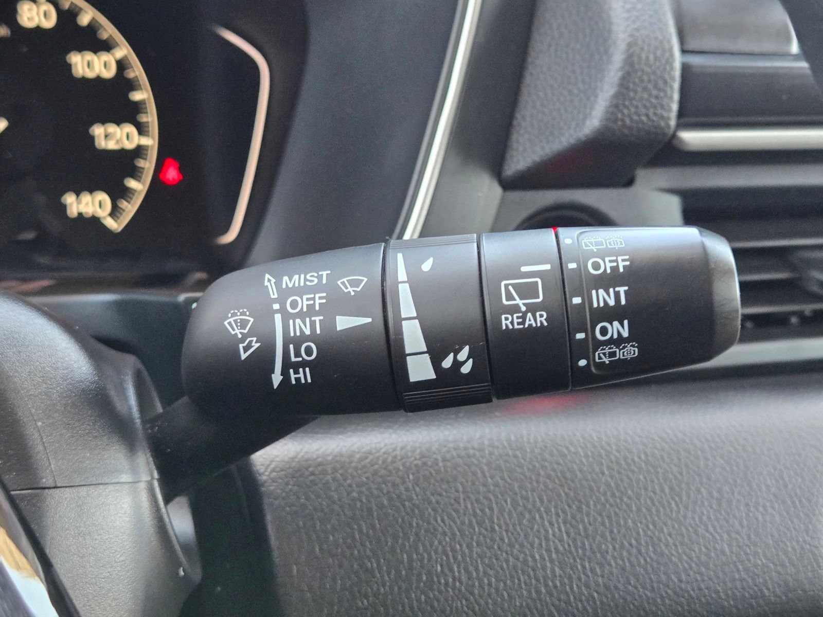 Certified 2024 Honda Pilot Touring image 27