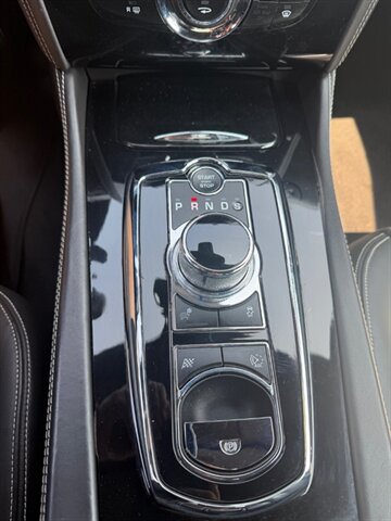 Used 2015 Jaguar XKR R RWD image 23