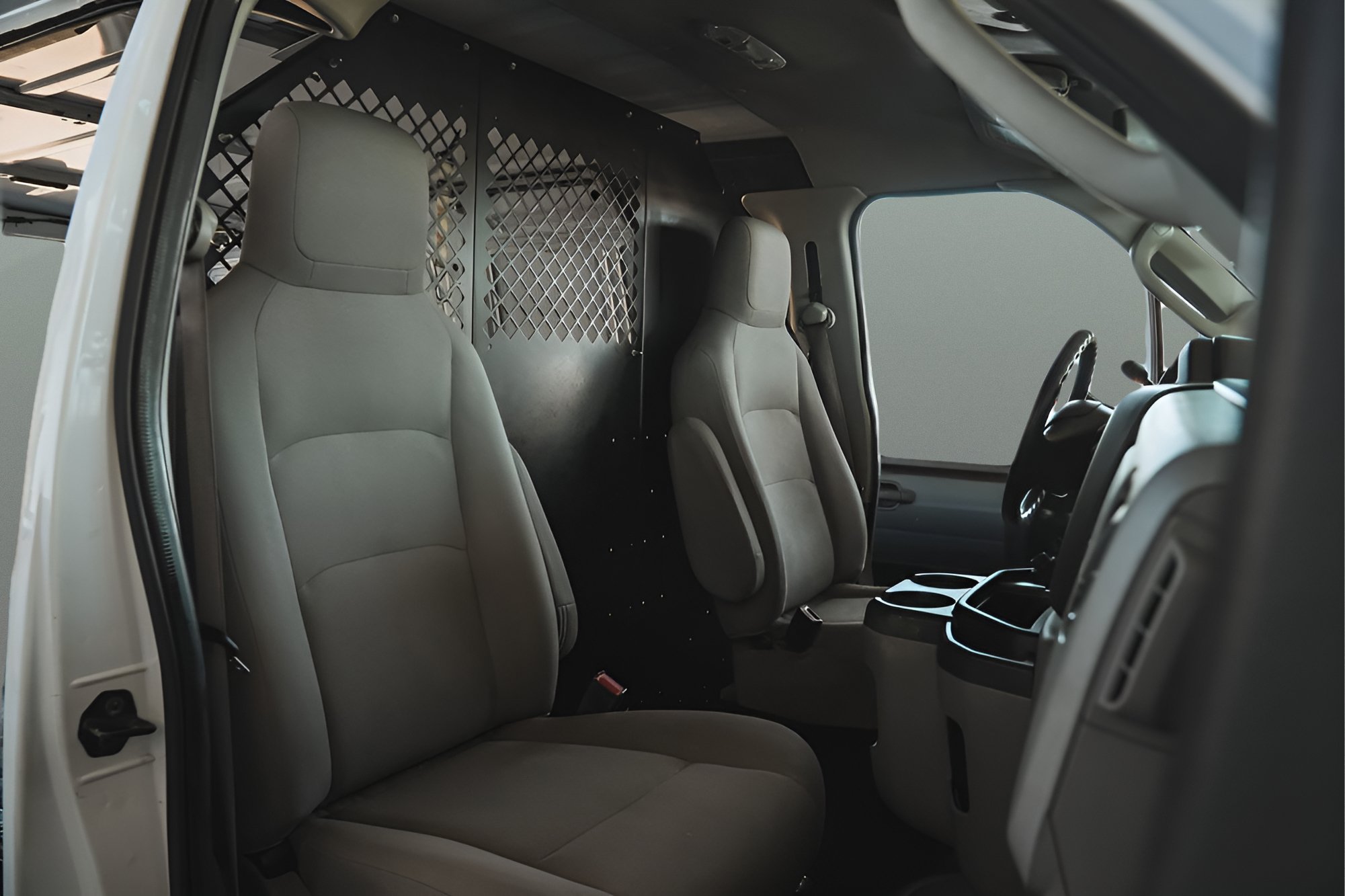 Used 2013 Ford E-150 and Econoline 150 w/ PWR Group RWD image 14