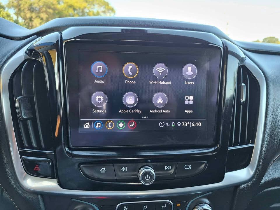 Used 2020 Chevrolet Traverse LT FWD image 10