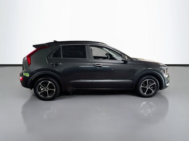 Used 2023 Kia Niro EX FWD image 8