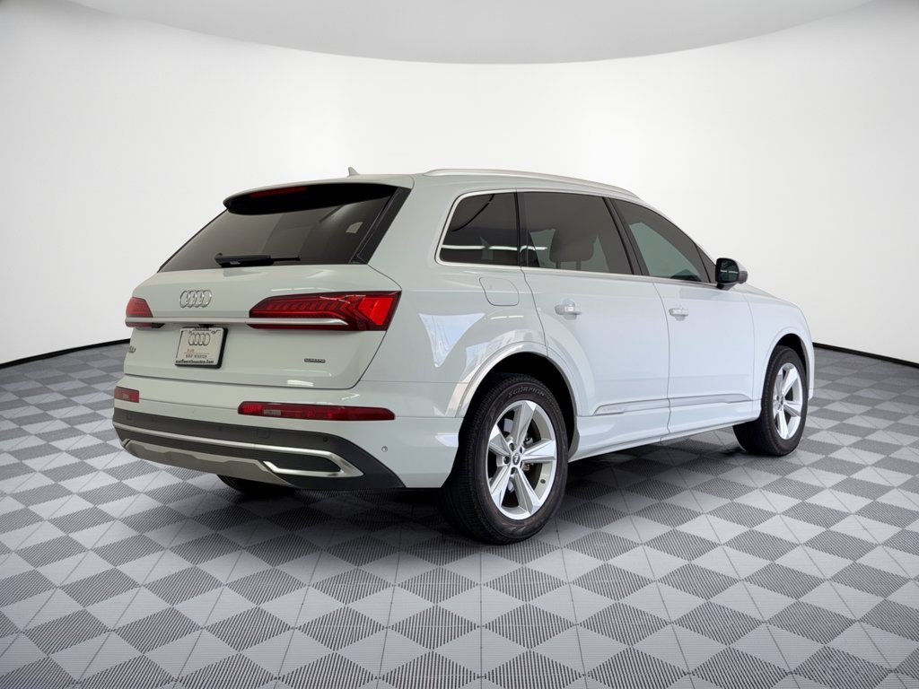 Used 2023 Audi Q7 2.0T Premium w/ Convenience Package AWD/4WD image 9