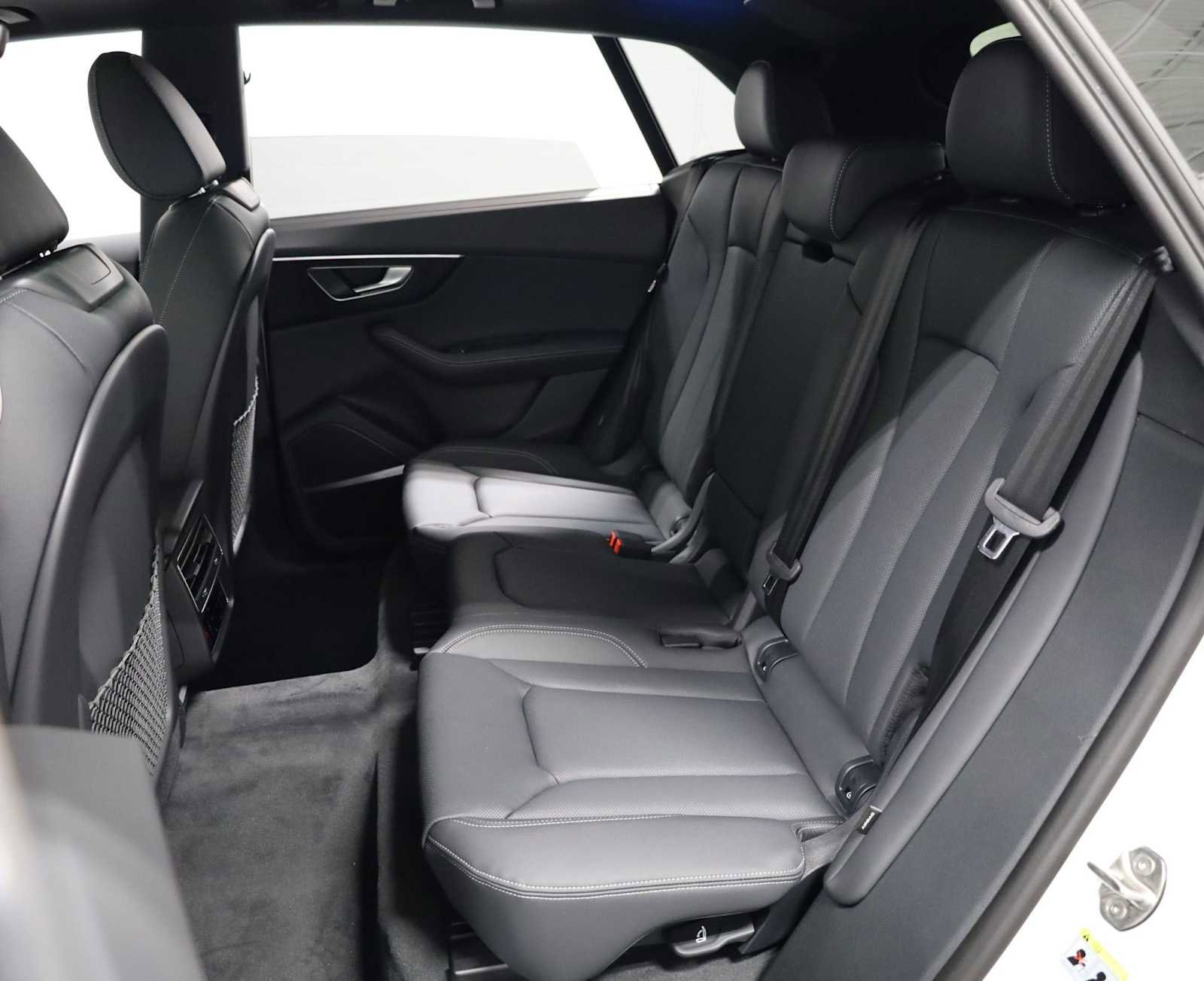 New 2026 Audi Q8 Premium Plus image 34