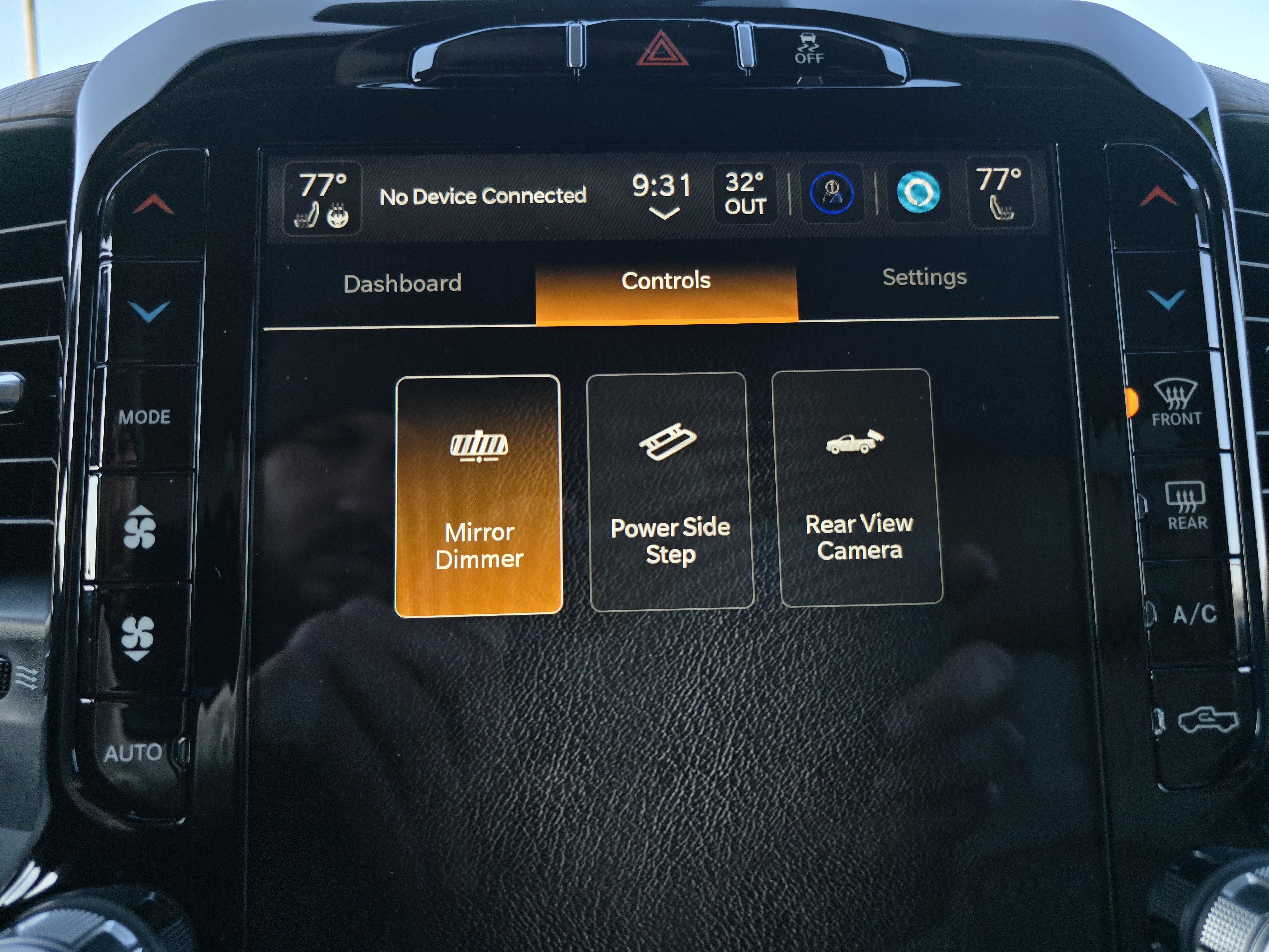 Used 2024 RAM 3500 Limited image 35