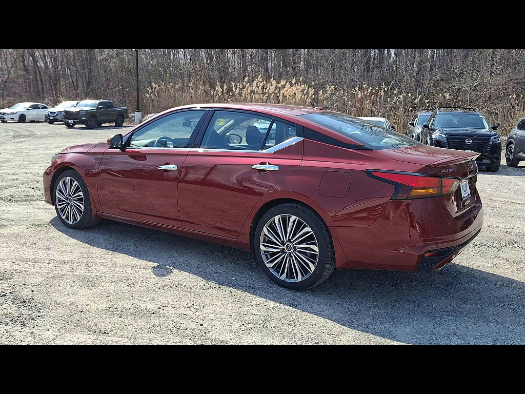Used 2025 Nissan Altima 2.5 SL image 6