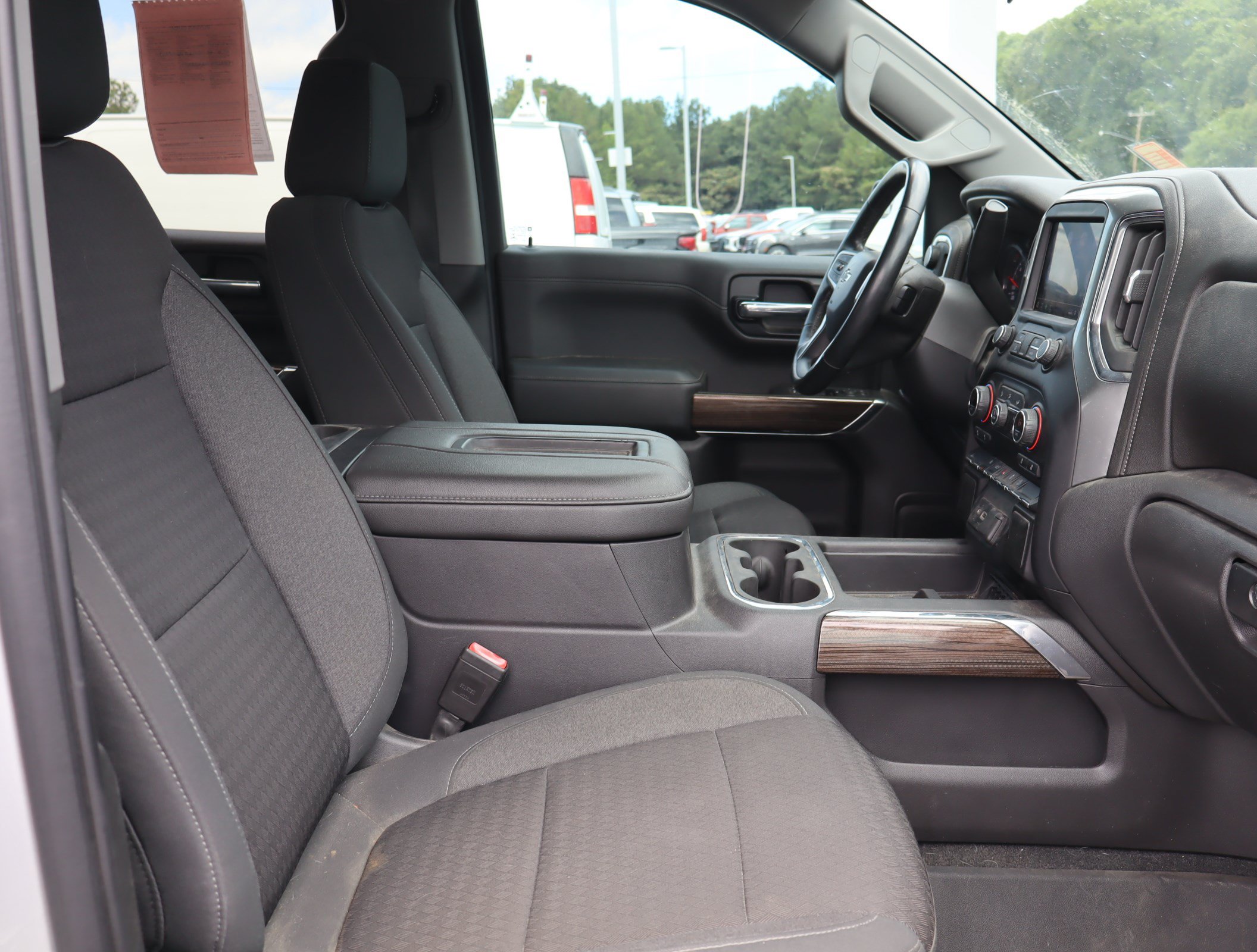 Used 2020 Chevrolet Silverado 1500 LT Trail Boss AWD/4WD image 19