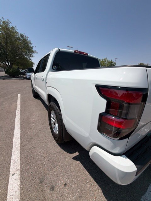Used 2024 Nissan Frontier SV AWD/4WD image 21