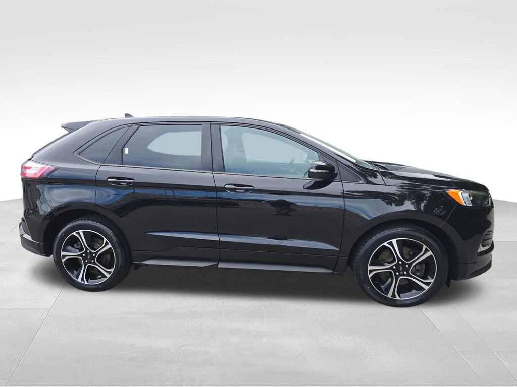 Used 2023 Ford Edge ST AWD/4WD image 6
