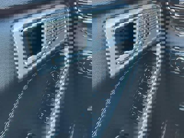 Used 2023 Ford Explorer Limited image 19