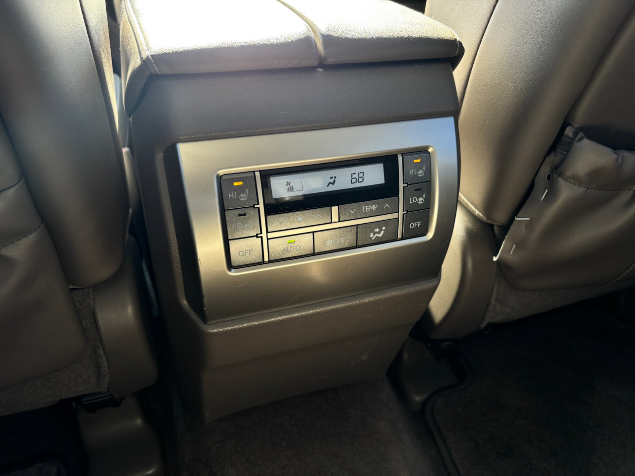 Used 2010 Lexus GX 460 image 22