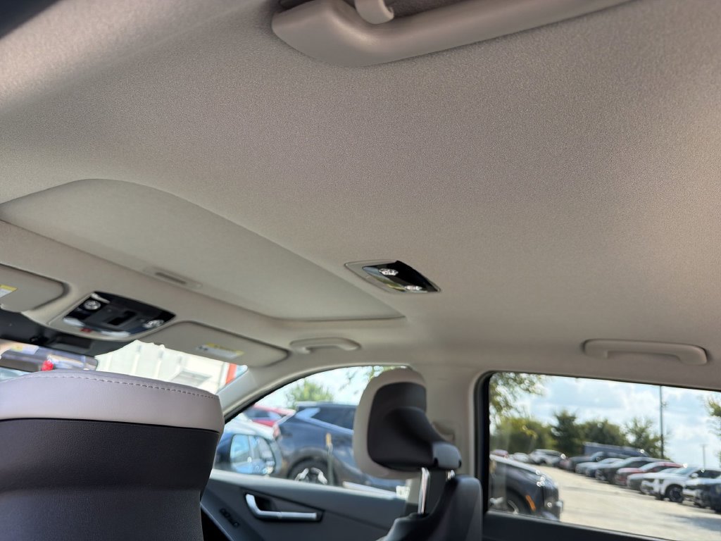 New 2026 Kia Niro EX FWD image 17
