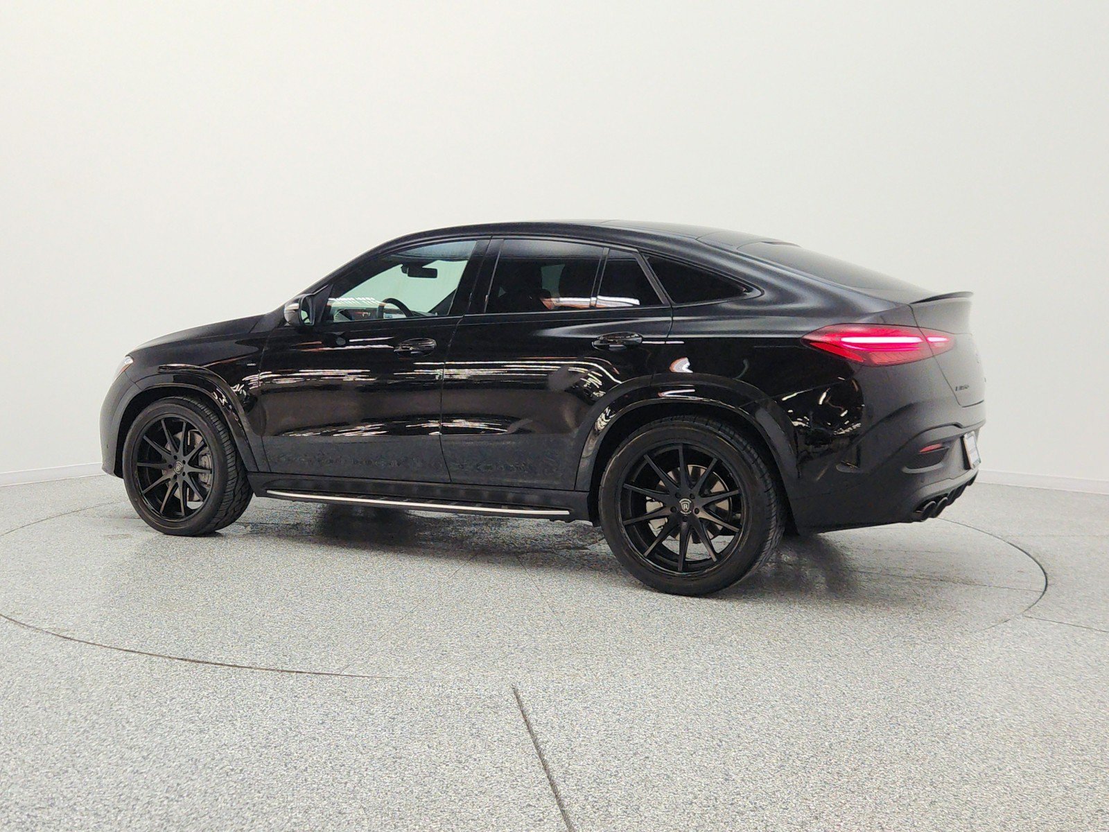 Used 2025 Mercedes-Benz GLE 53 AMG 4MATIC Coupe image 8