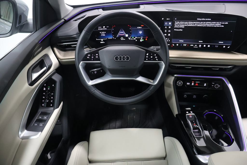 Used 2025 Audi Q5 2.0T Premium Plus w/ Premium Plus image 16