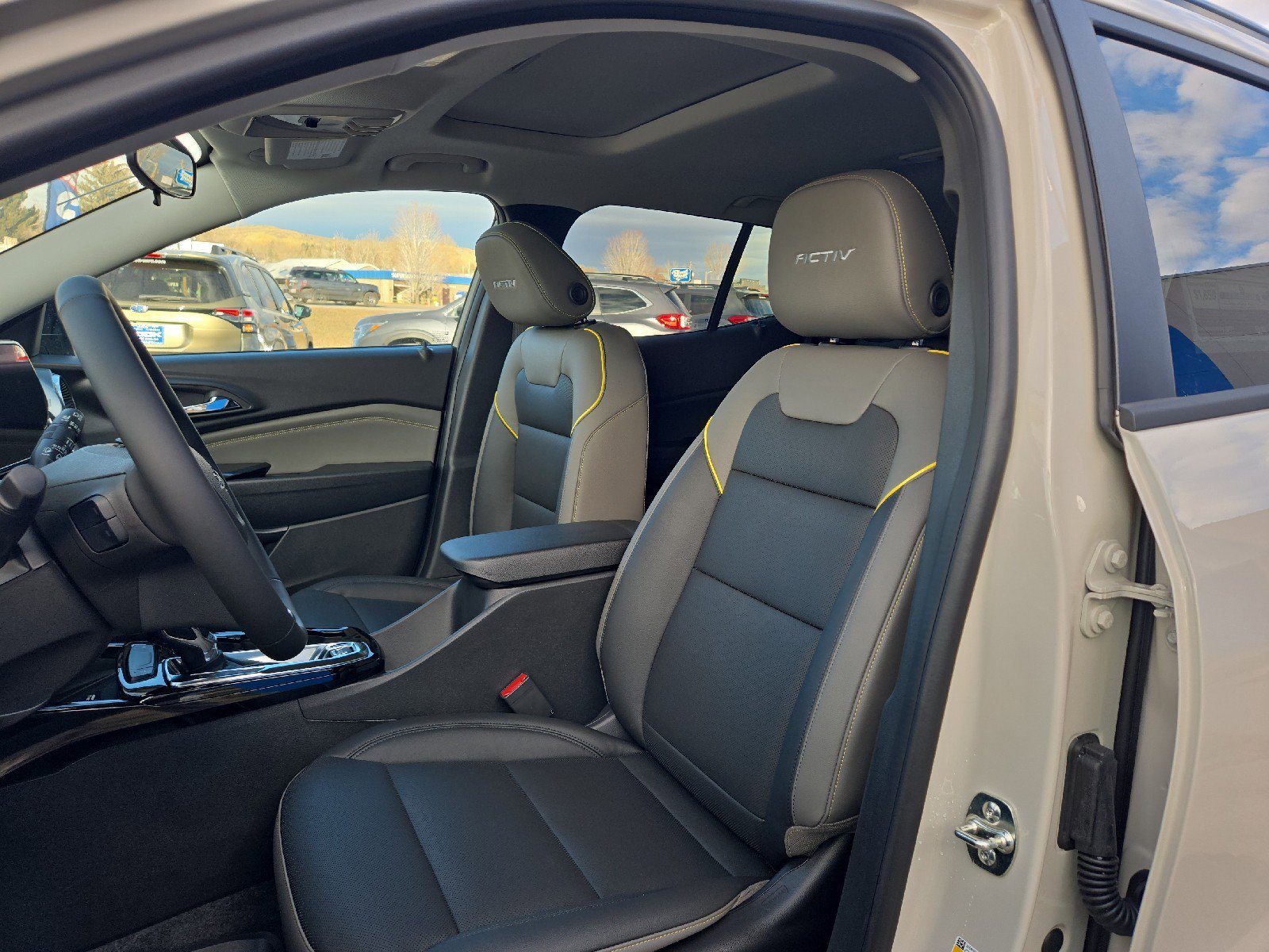 New 2026 Chevrolet Trax ACTIV w/ Sunroof Package image 10