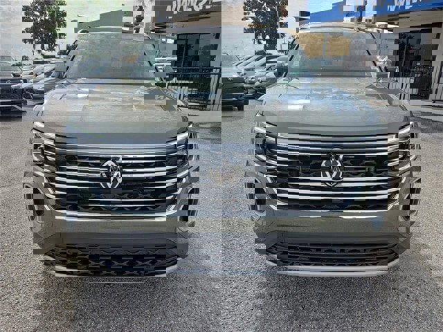 New 2026 Volkswagen Atlas SE image 2