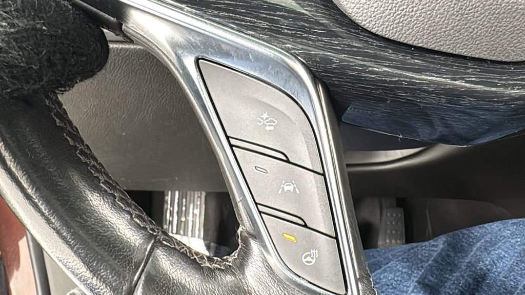 Used 2022 Cadillac XT5 Premium Luxury w/ LPO, Floor Liner Package image 26