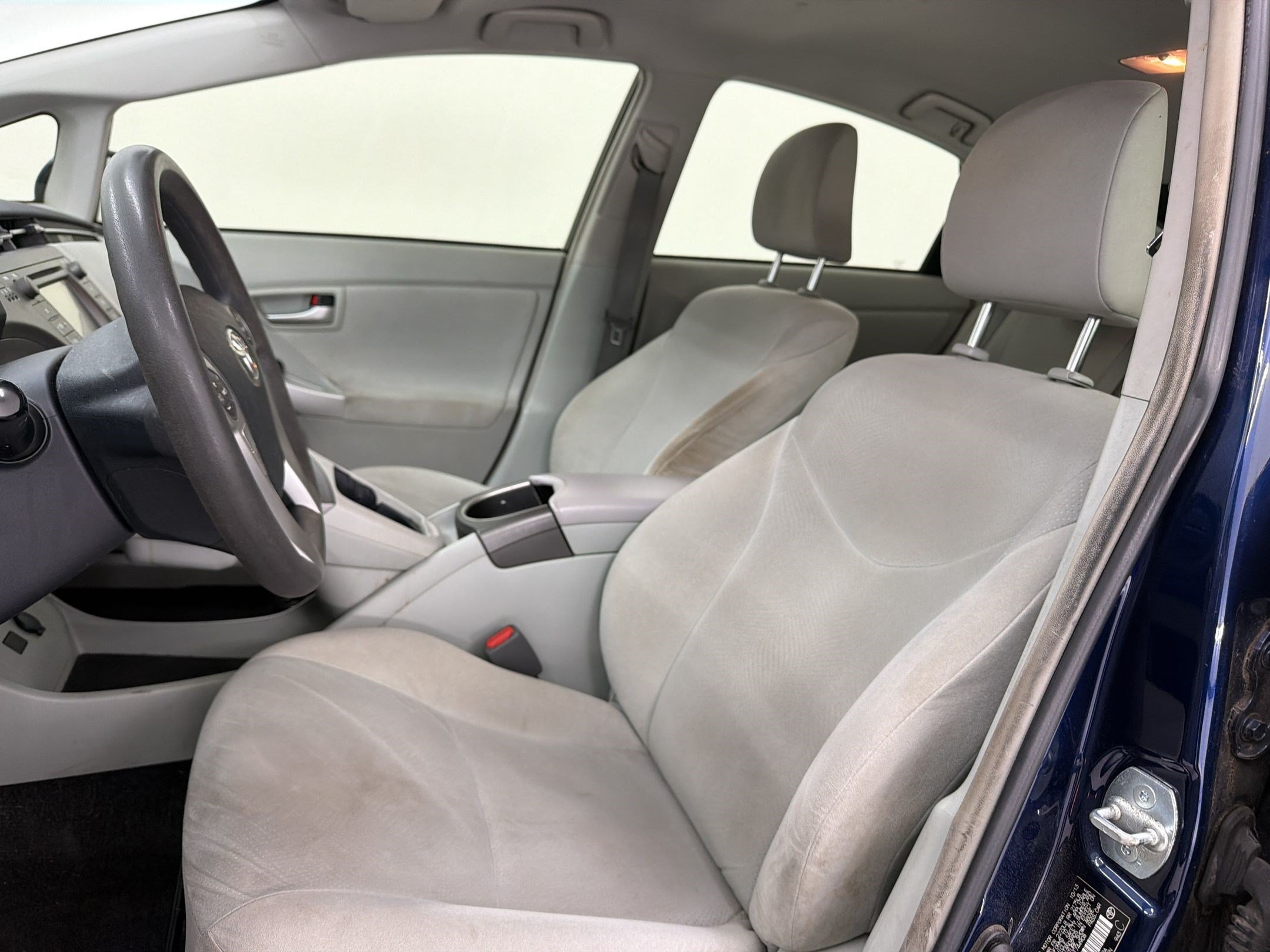Used 2014 Toyota Prius Two FWD image 5