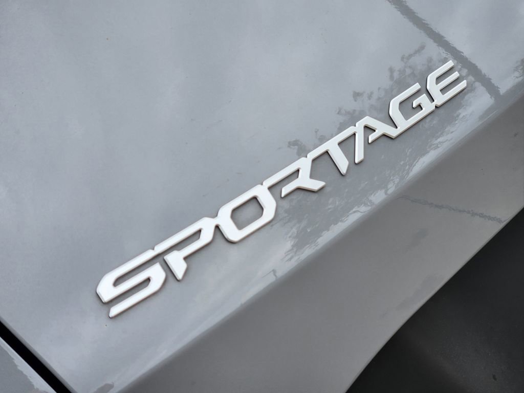 Certified 2024 Kia Sportage X-Line w/ X-Line Premium Package AWD/4WD image 18