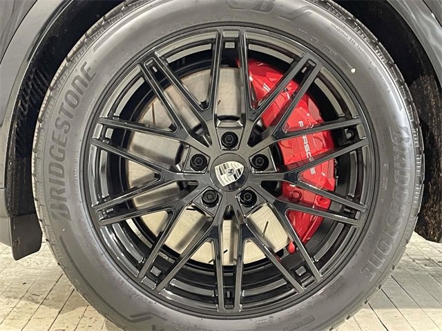 New 2026 Porsche Cayenne Turbo image 13