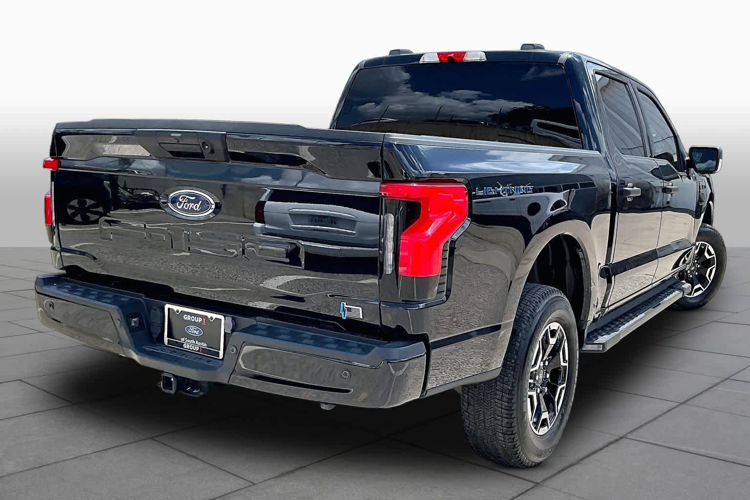 Certified 2023 Ford F150 Lightning XLT AWD/4WD image 12