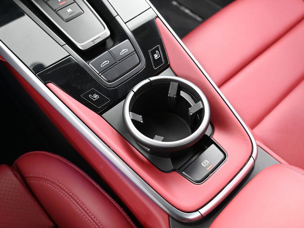 Certified 2022 Porsche 911 Targa 4 GTS image 24