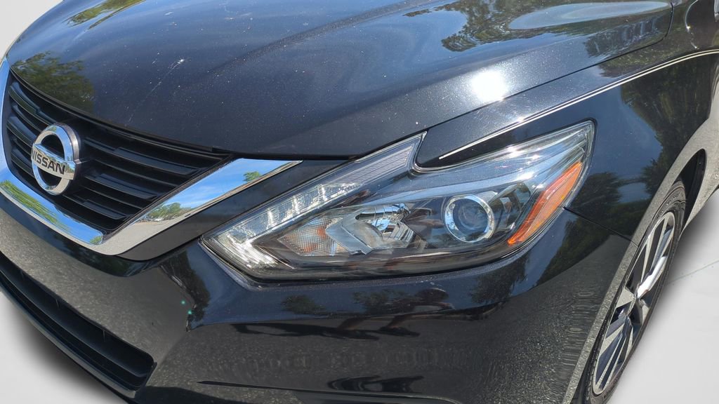 Used 2016 Nissan Altima 2.5 SL w/ 2.5 Technology w/LED Package image 26