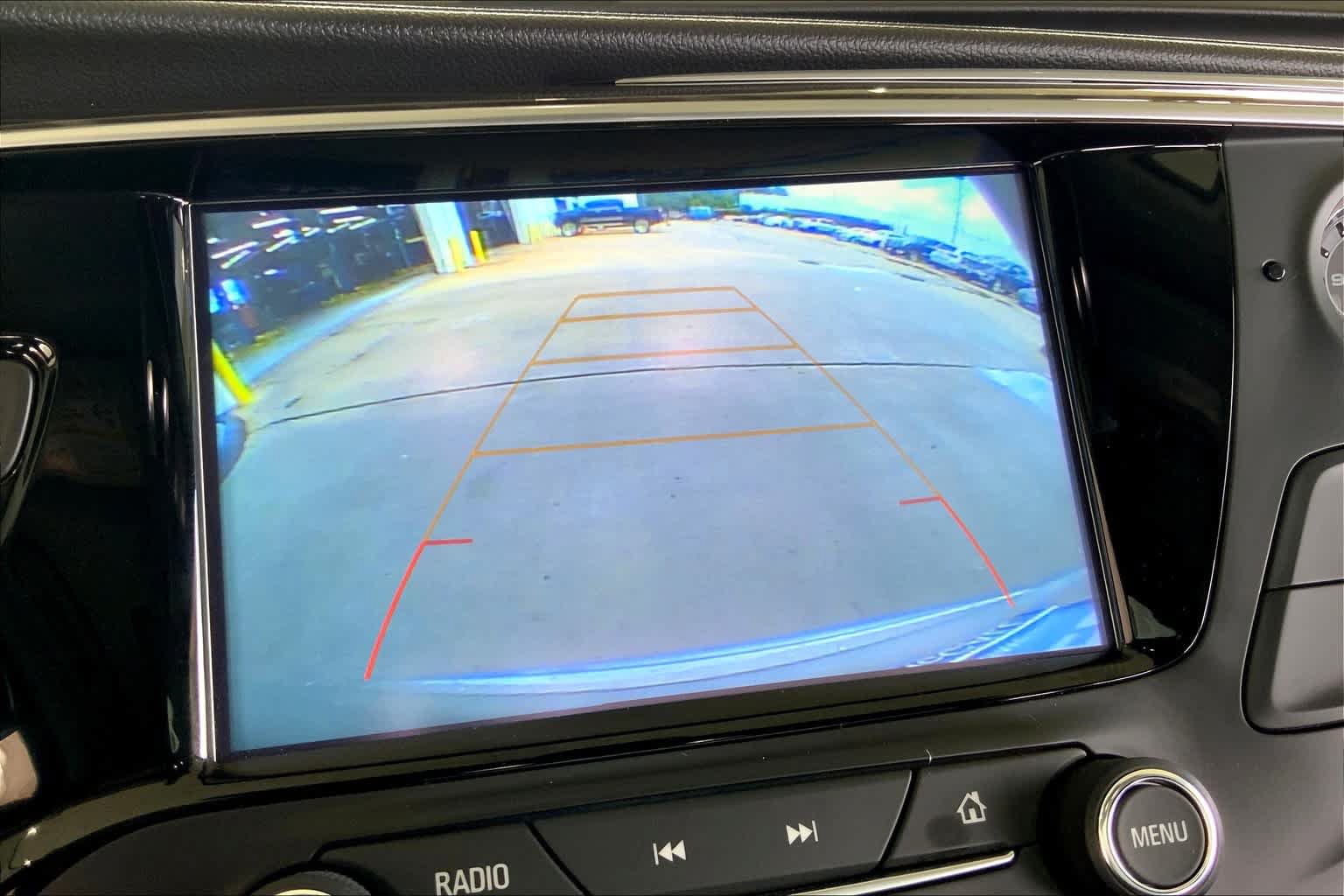 Used 2020 Buick Envision Essence w/ Experience Buick Package FWD image 27