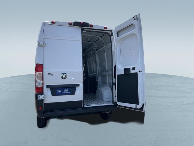 Used 2024 RAM ProMaster 2500 w/ Convenience Group FWD image 15