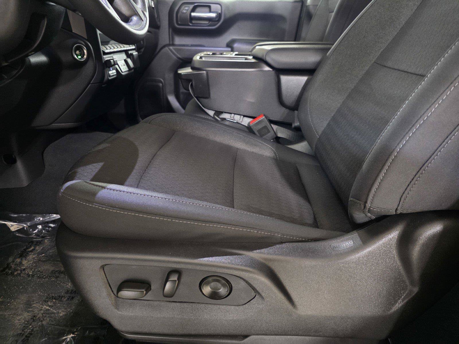 Used 2024 Chevrolet Silverado 1500 Custom Trail Boss w/ LPO, Dark Essentials Package AWD/4WD image 25