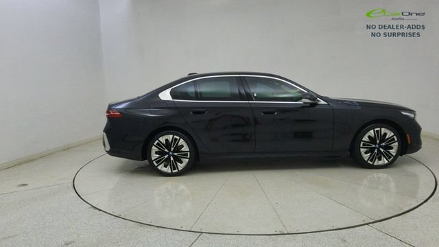 Used 2024 BMW i5 eDrive40i w/ Convenience Package RWD image 63