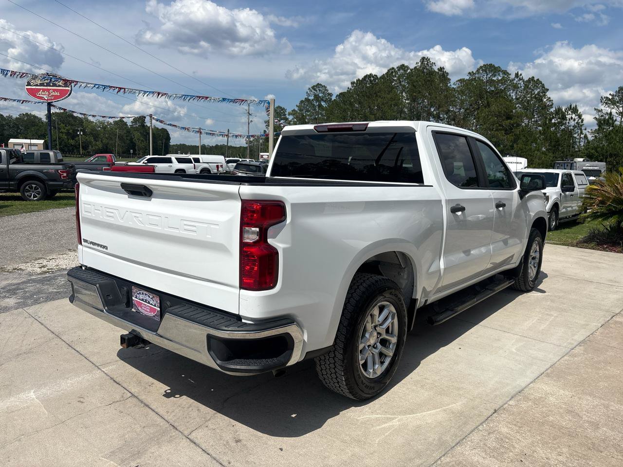 Used 2022 Chevrolet Silverado 1500 W/T w/ WT Value Package AWD/4WD image 5
