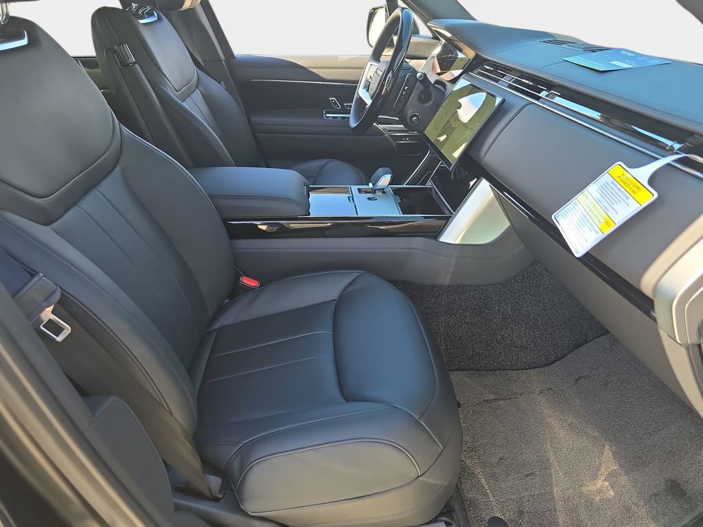 New 2026 Land Rover Range Rover Long Wheelbase Autobiography AWD/4WD image 10