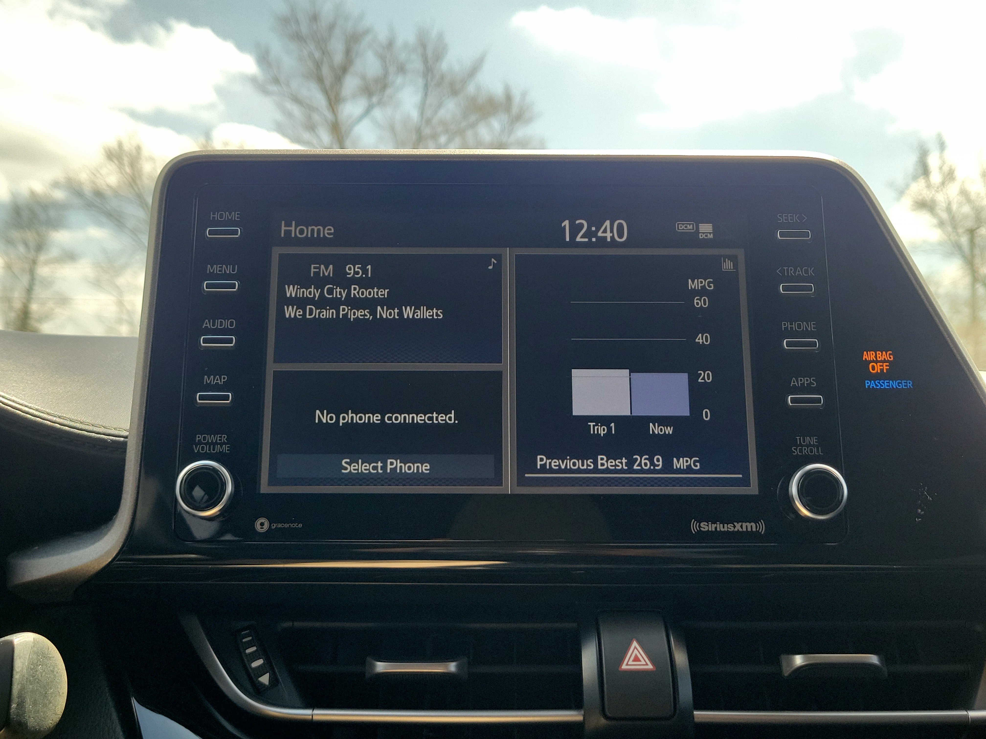 Used 2020 Toyota C-HR LE image 26