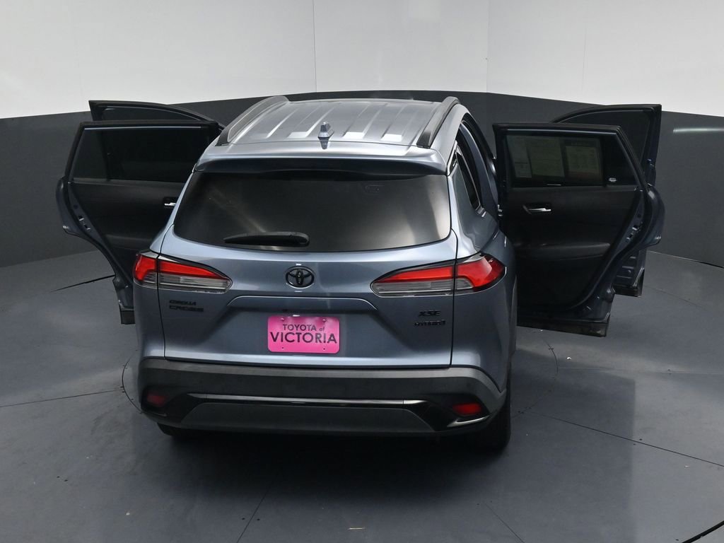 Used 2023 Toyota Corolla Cross XSE w/ Convenience Package image 24