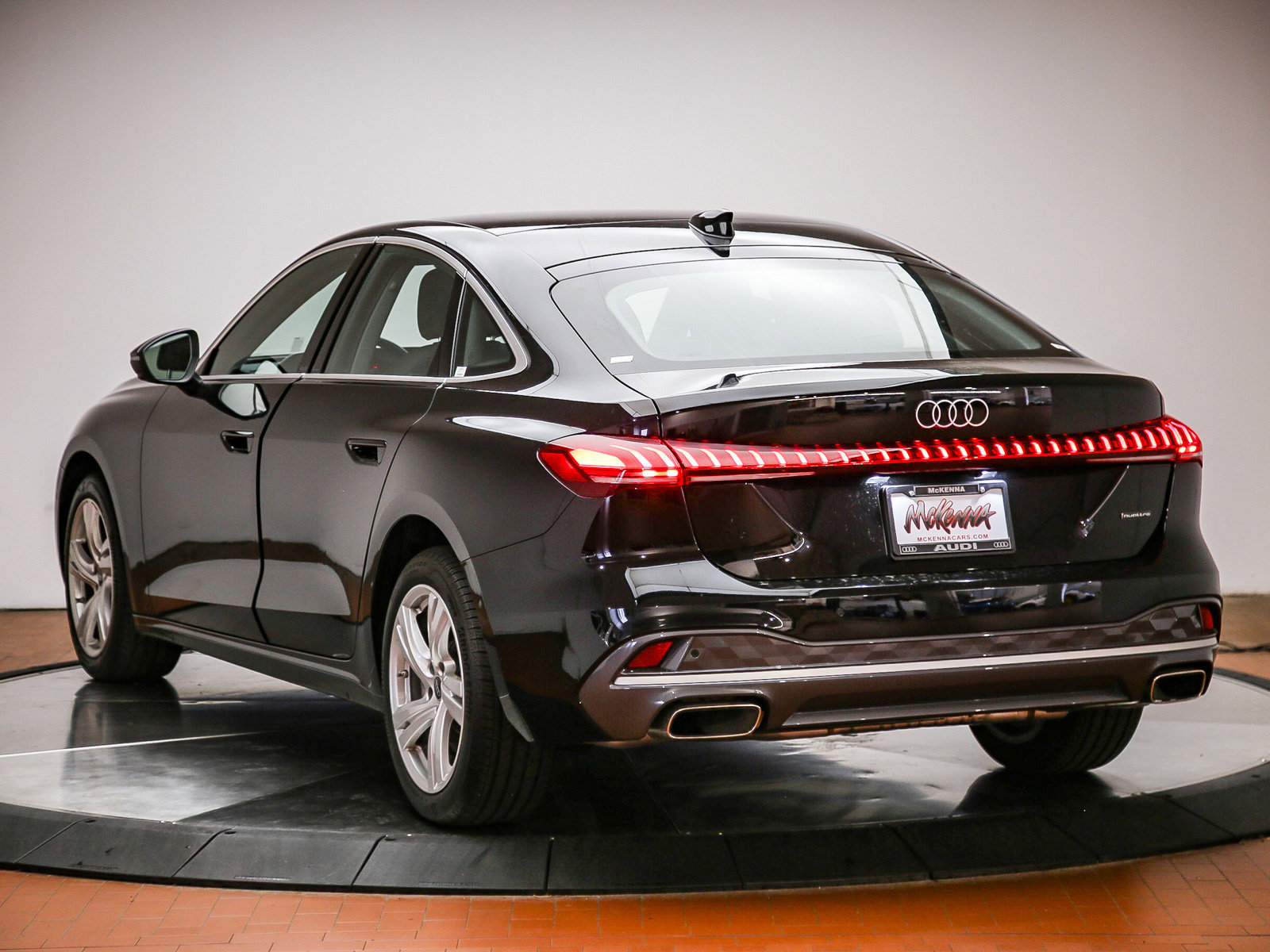 Used 2025 Audi A5 Premium w/ Convenience Package AWD/4WD image 2
