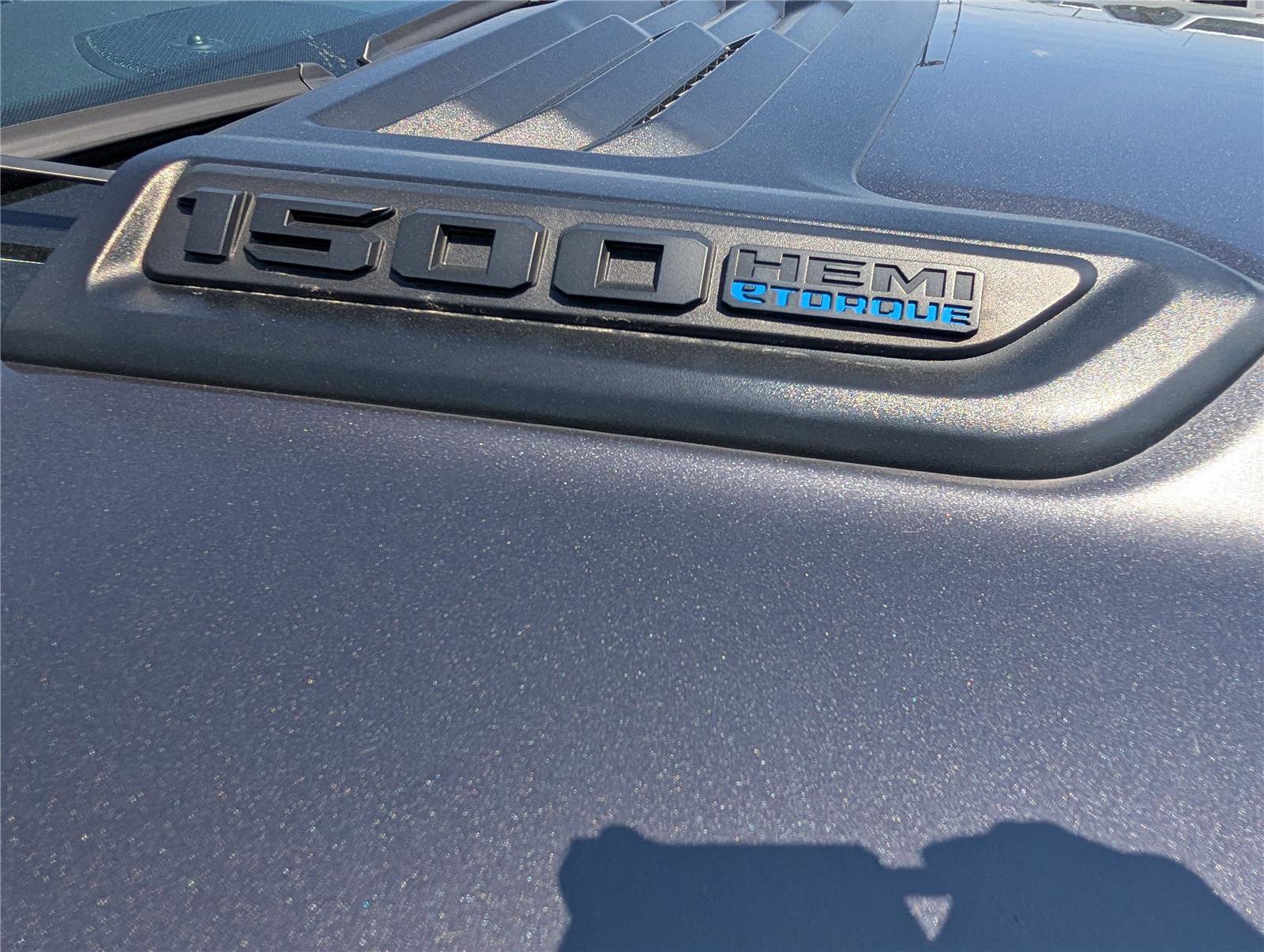 Used 2023 RAM 1500 Laramie AWD/4WD image 10