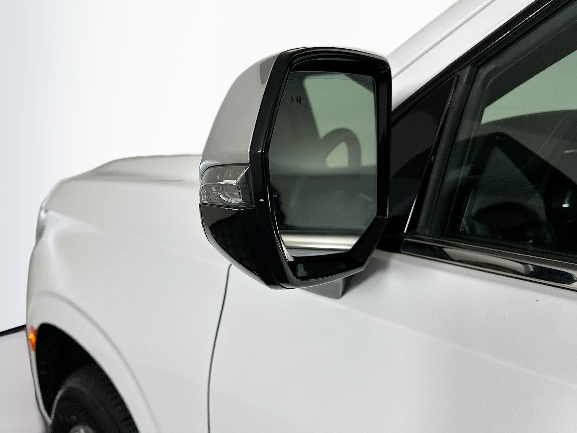 Used 2024 Chevrolet Suburban Premier RWD image 16