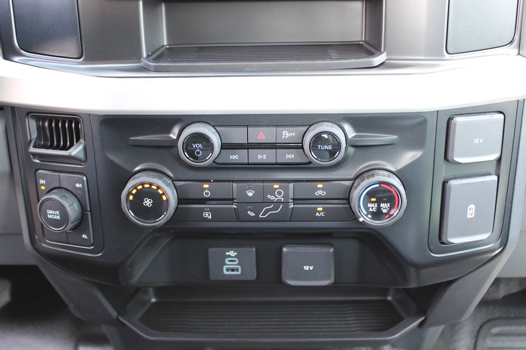 Used 2025 Ford F250 XL image 27