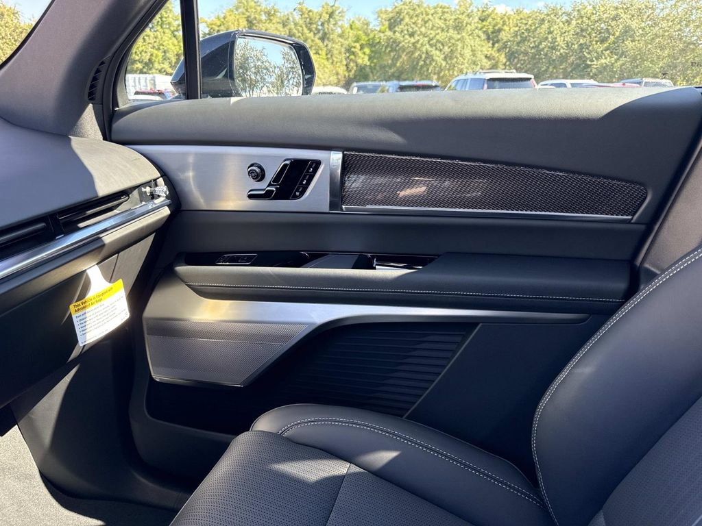 New 2026 Cadillac Vistiq Sport image 23