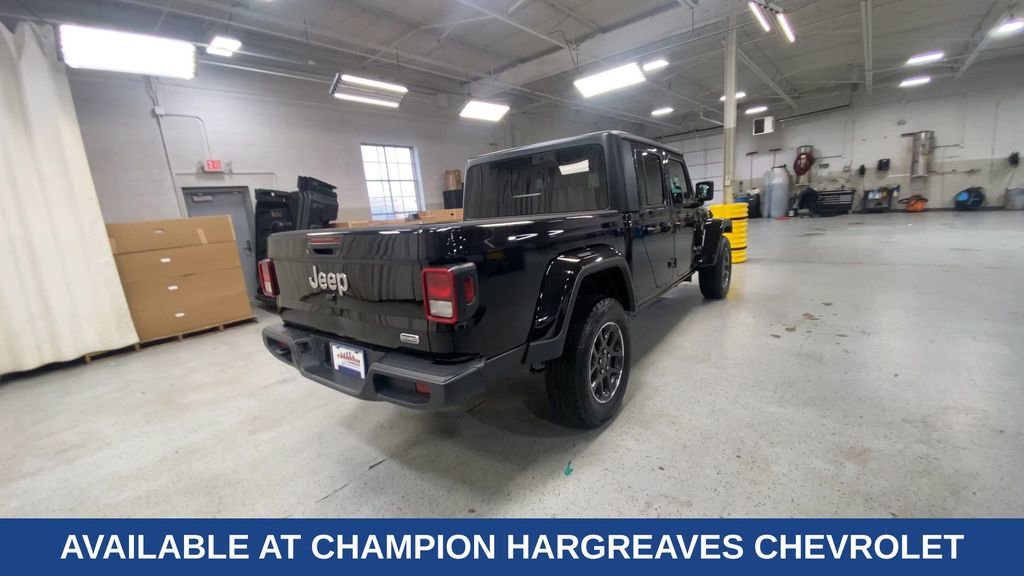 Used 2023 Jeep Gladiator Overland image 10