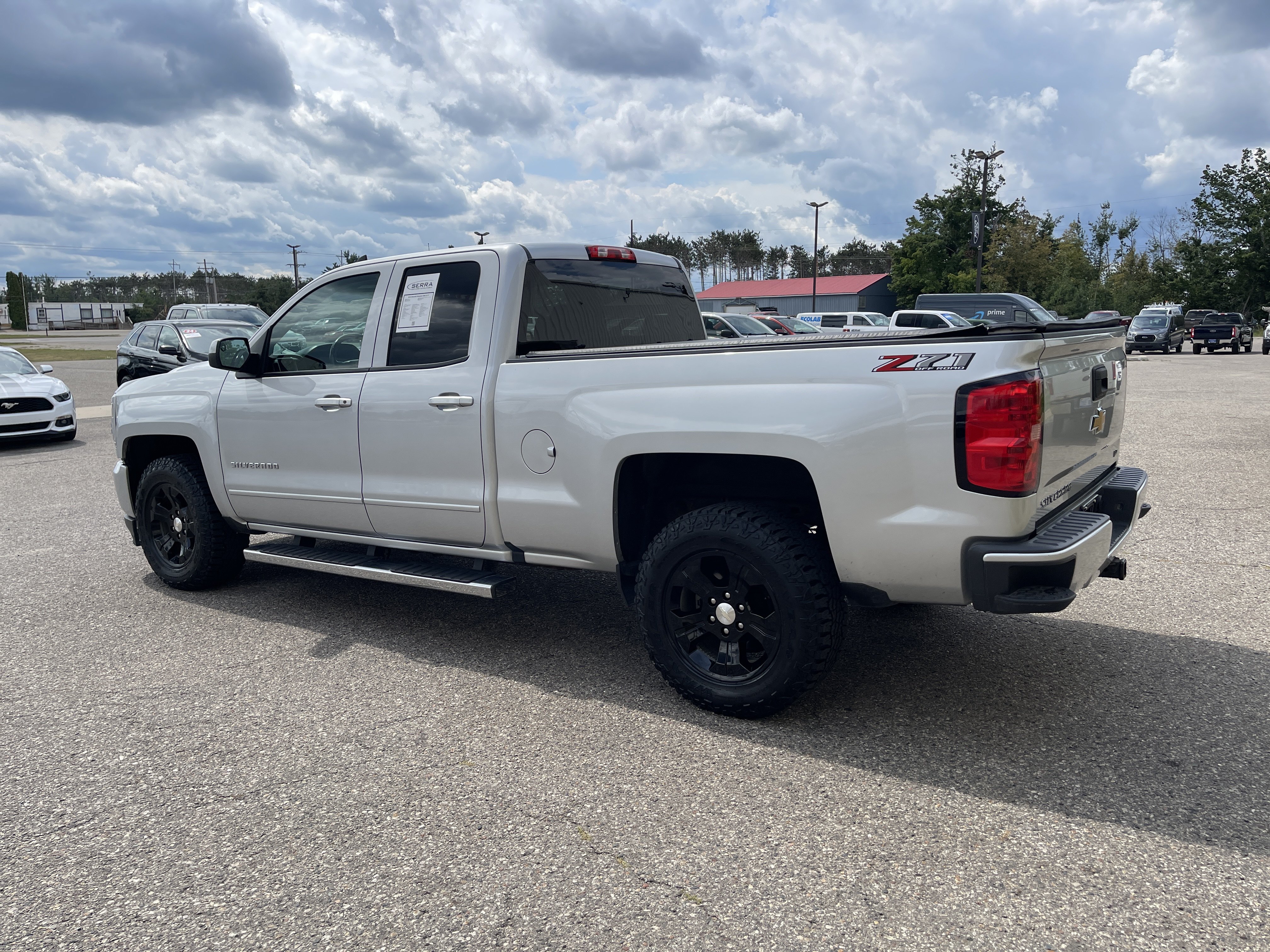 Used 2019 Chevrolet Silverado 1500 LT w/ All Star Edition AWD/4WD image 5