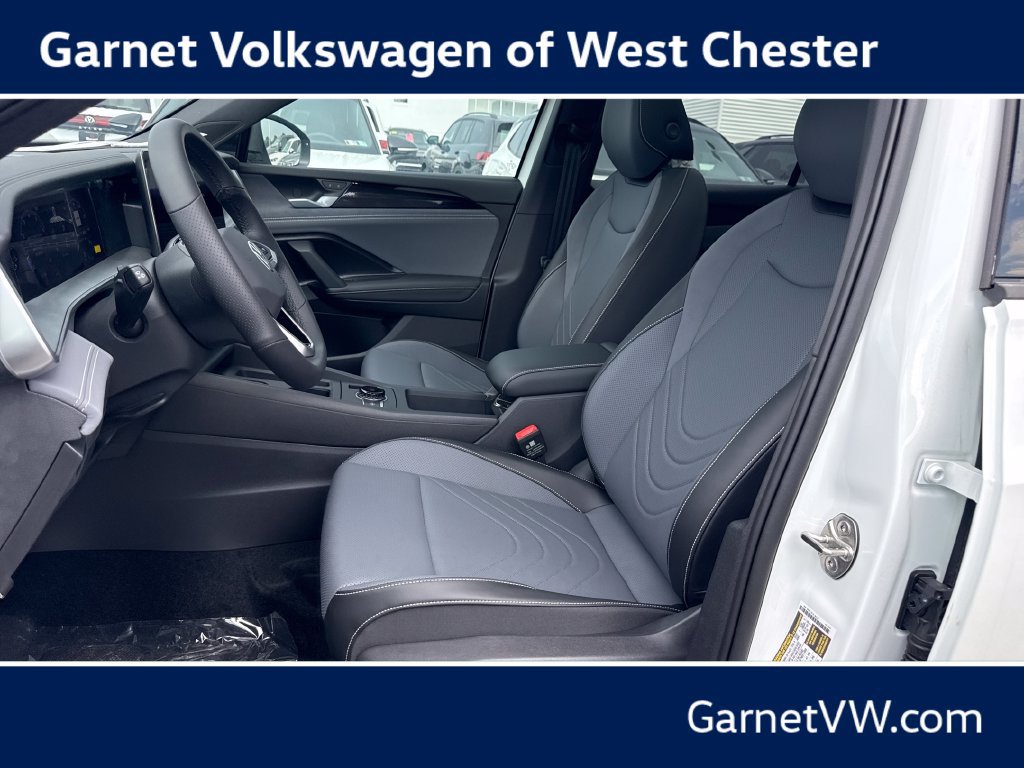 New 2026 Volkswagen Tiguan SE R-Line AWD/4WD image 10