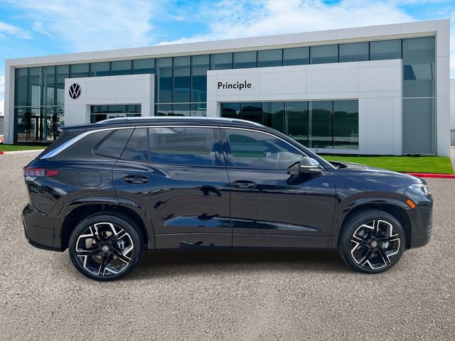 New 2026 Volkswagen Tiguan SEL R-Line AWD/4WD image 4