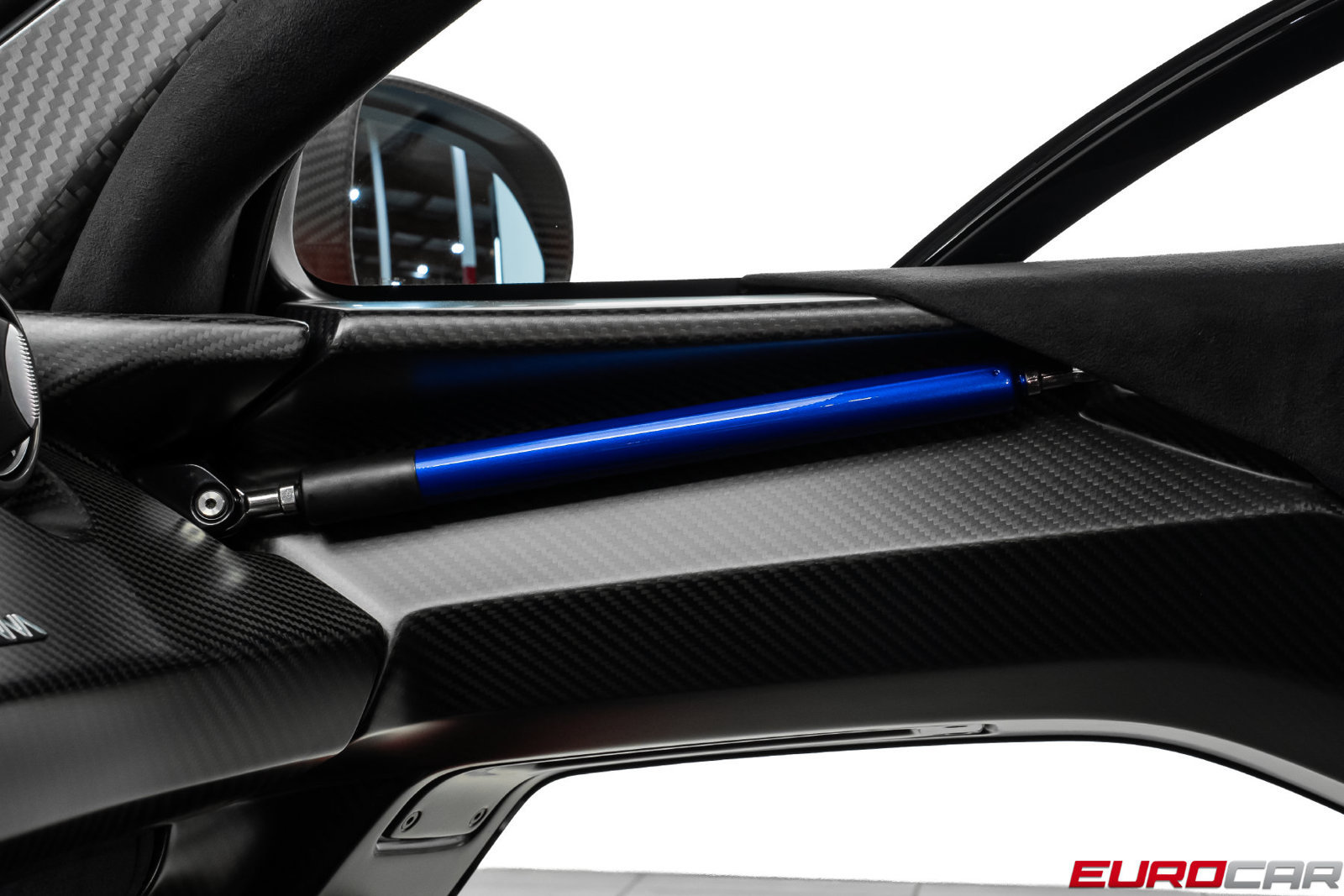Used 2019 McLaren Senna RWD image 47