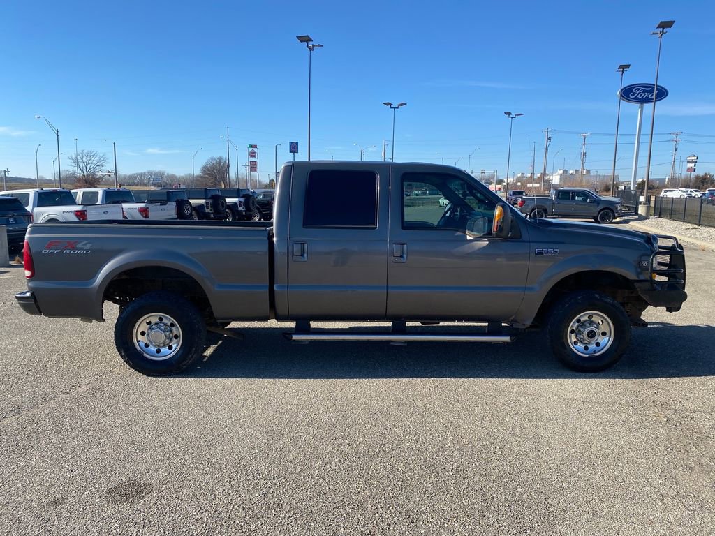 Used 2004 Ford F250 XLT image 6