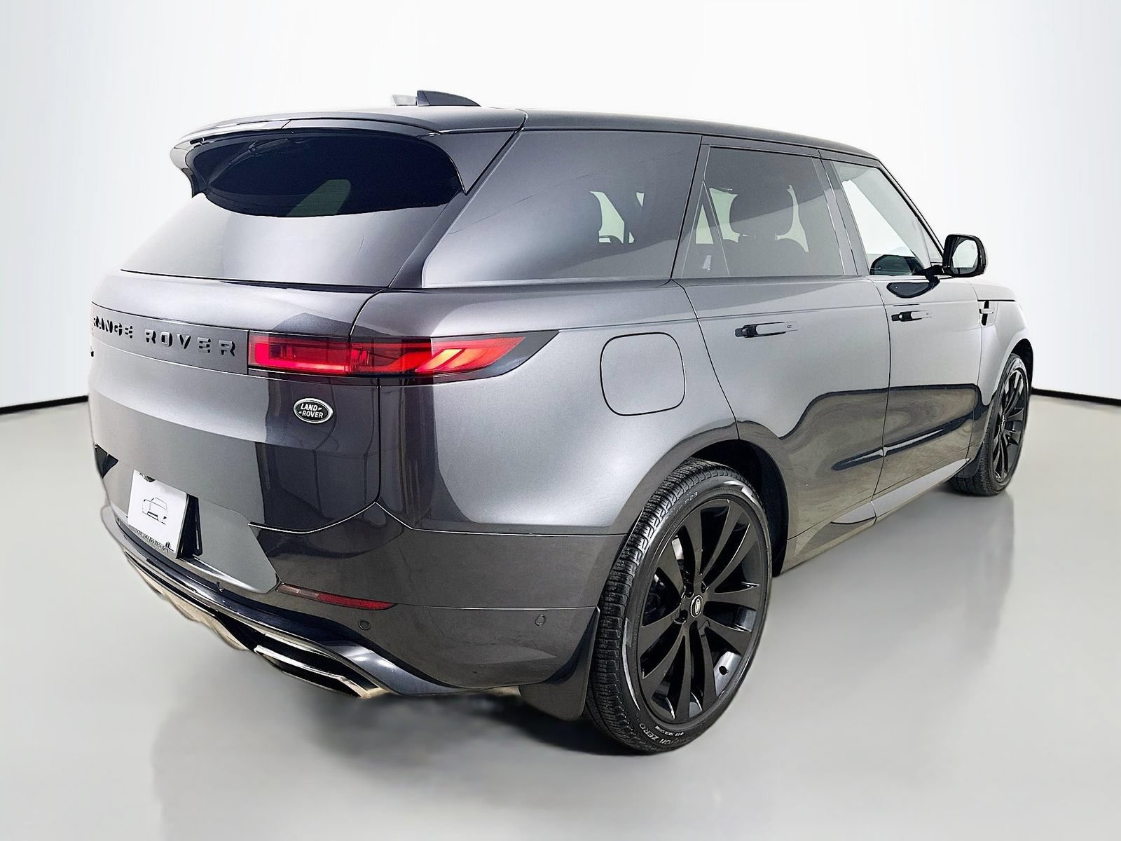 Used 2023 Land Rover Range Rover Sport SE Dynamic AWD/4WD image 5