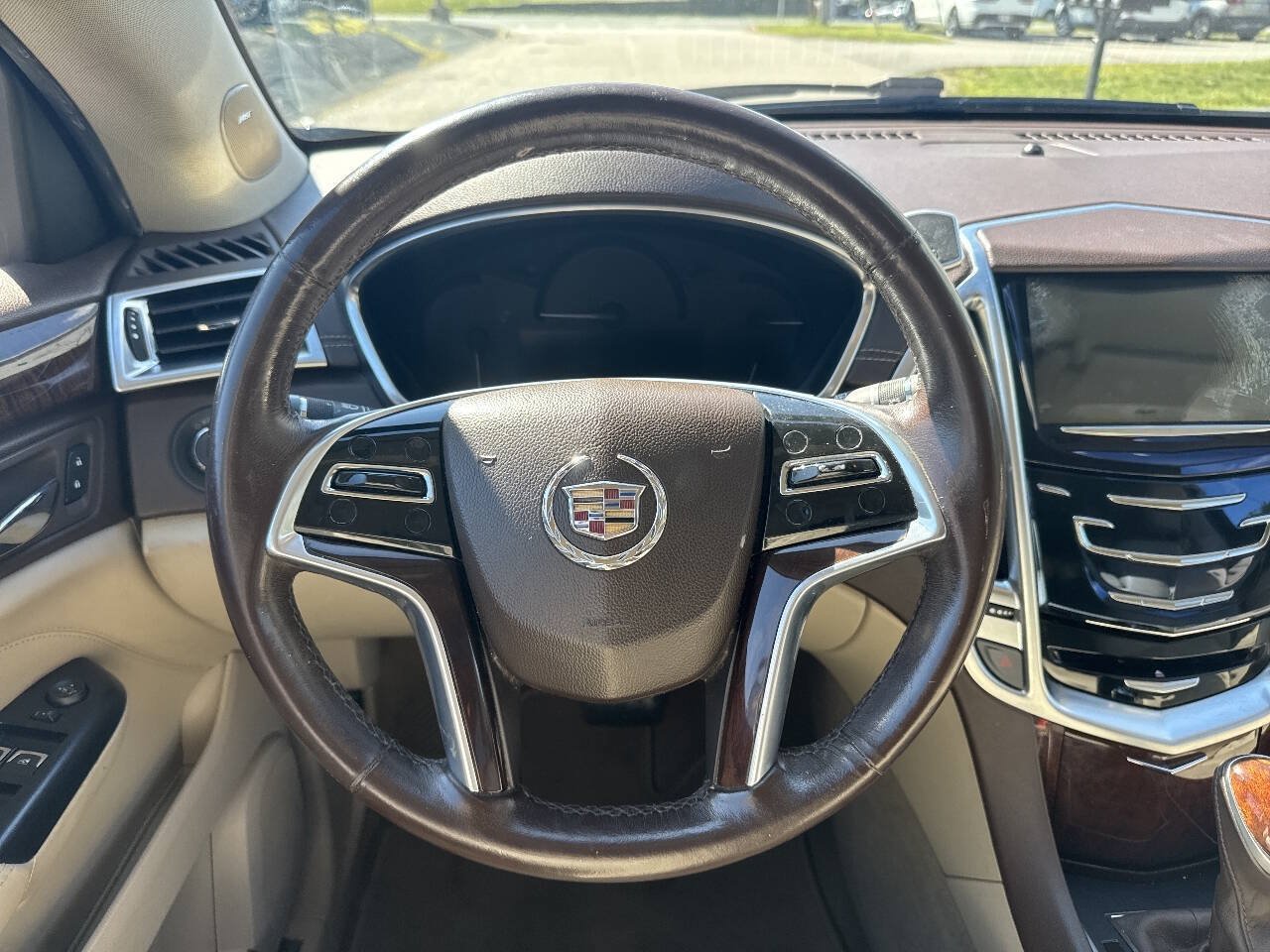 Used 2015 Cadillac SRX Luxury w/ Driver Awareness Package AWD/4WD image 13