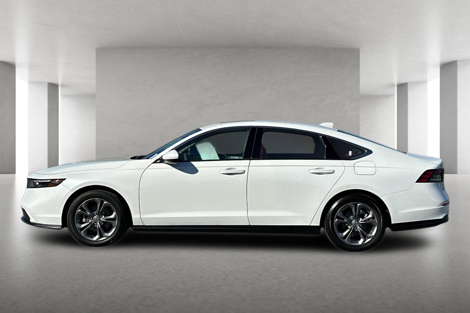 Certified 2024 Honda Accord EX image 7